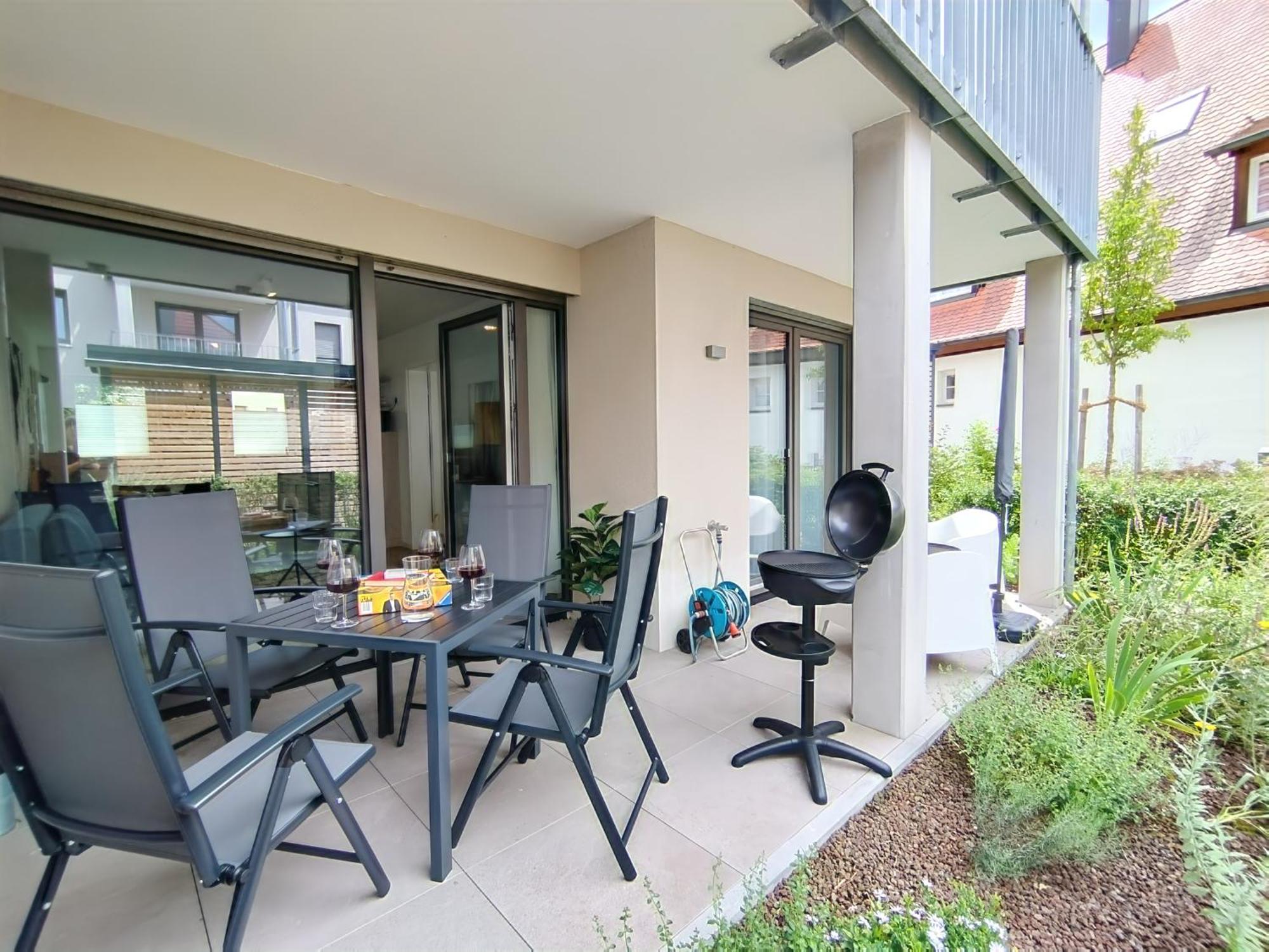 Cityvibe Apartment Fuer Bis Zu 4 Erlangen Buitenkant foto